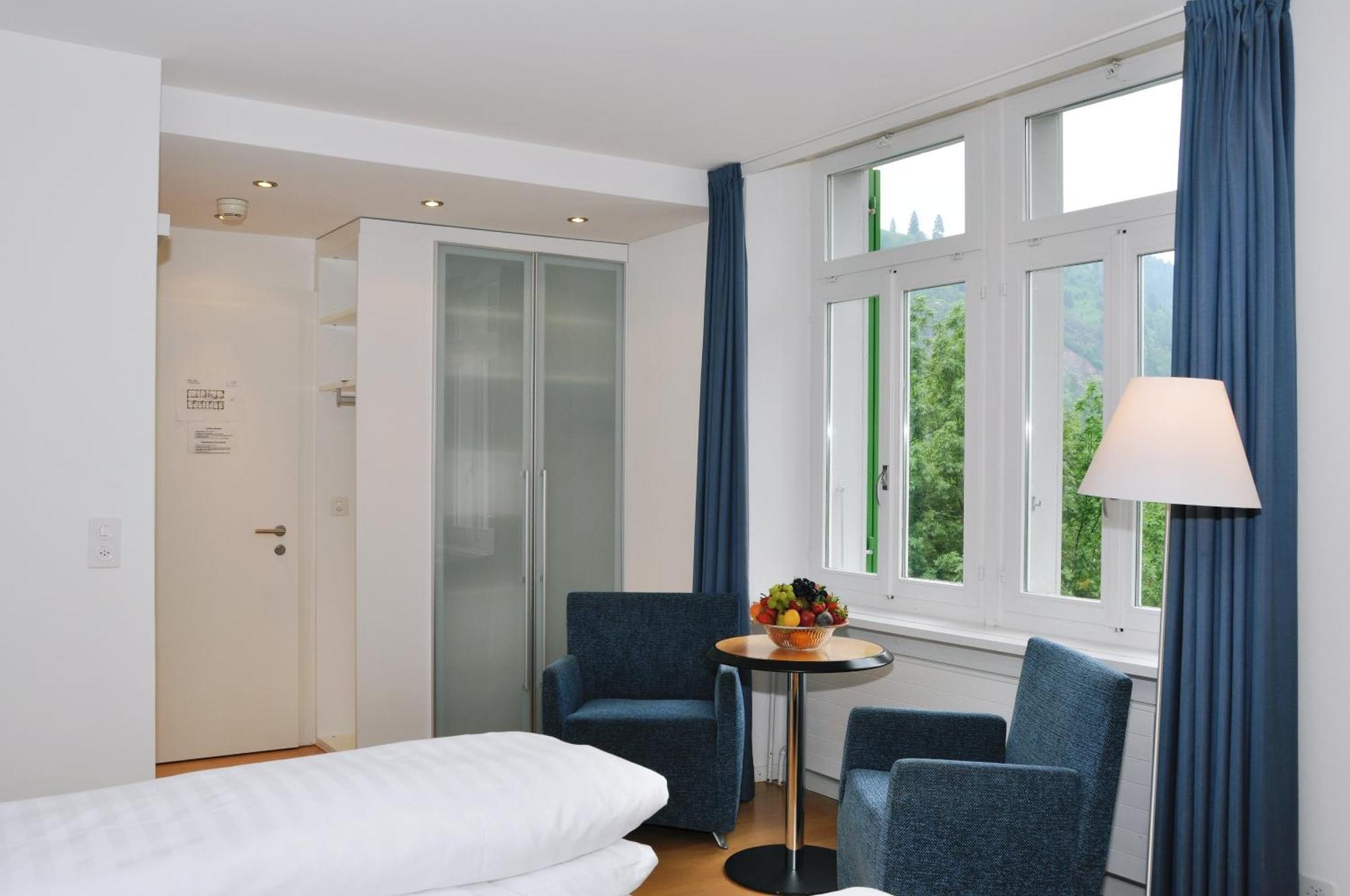 Hotel Fravi Андер Экстерьер фото